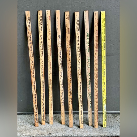 (Lot of 9) Vtg Grand Rapids Michigan Advertising Wooden Measuring Yardsticks - Picture 9 of 15